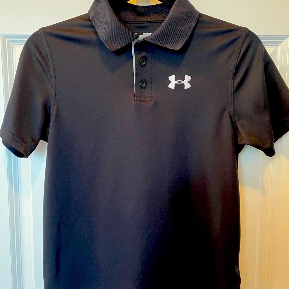 Youth Medium Under Armour shirt